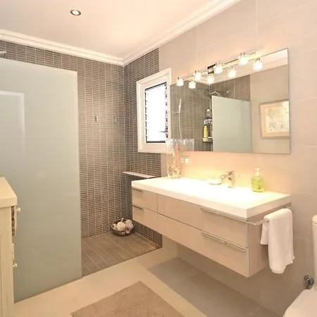 Ferienhaus Mit Privatpool Fuer 8 Personen Ca 200 Qm In Port De Pollenca, Mallorca Nordkueste Von Mallorca *